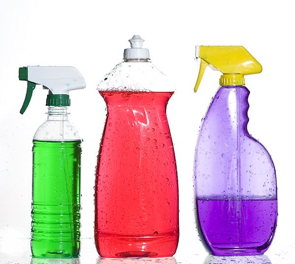 PET bottles with sprayers